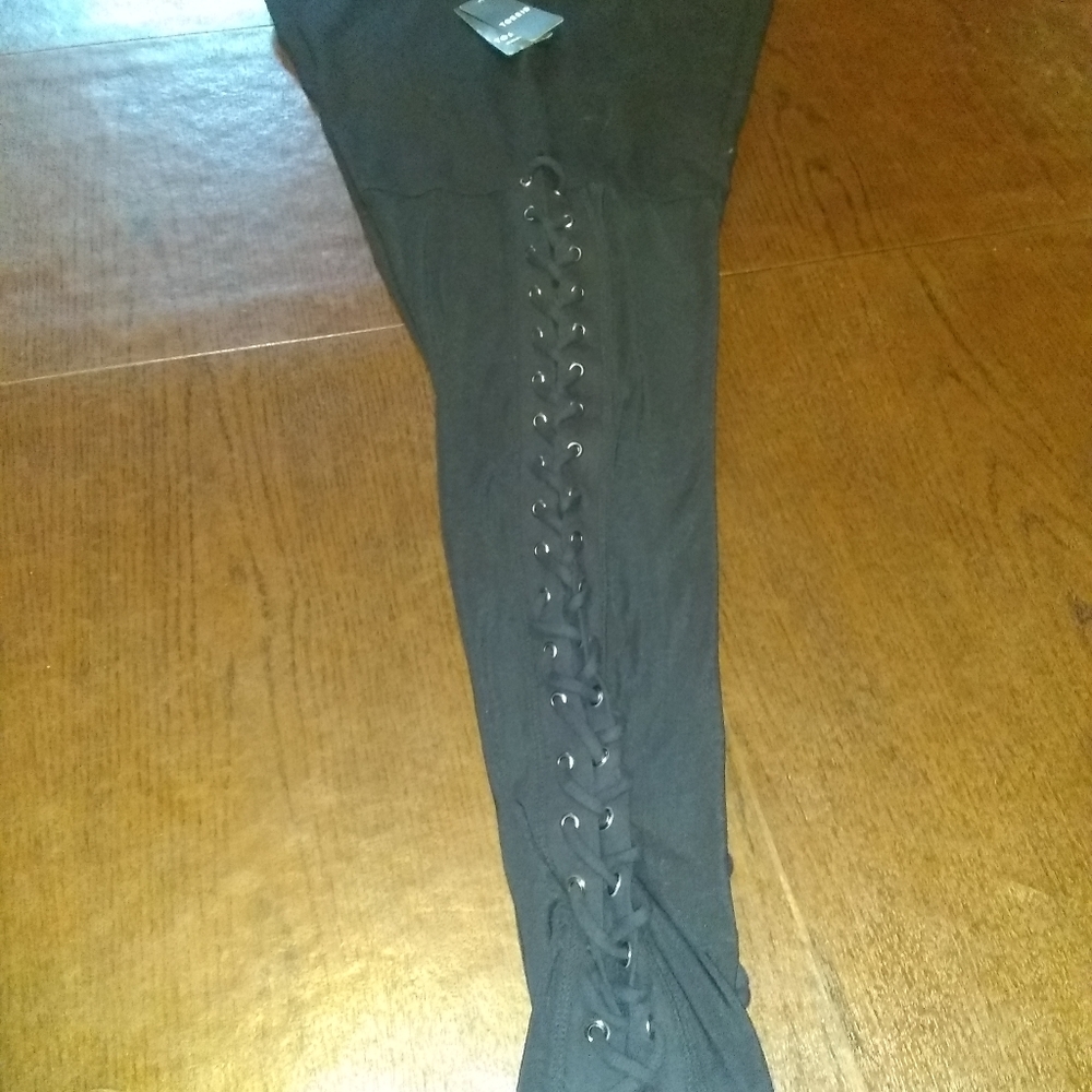 (NWT) Torrid mesh lace up side pants